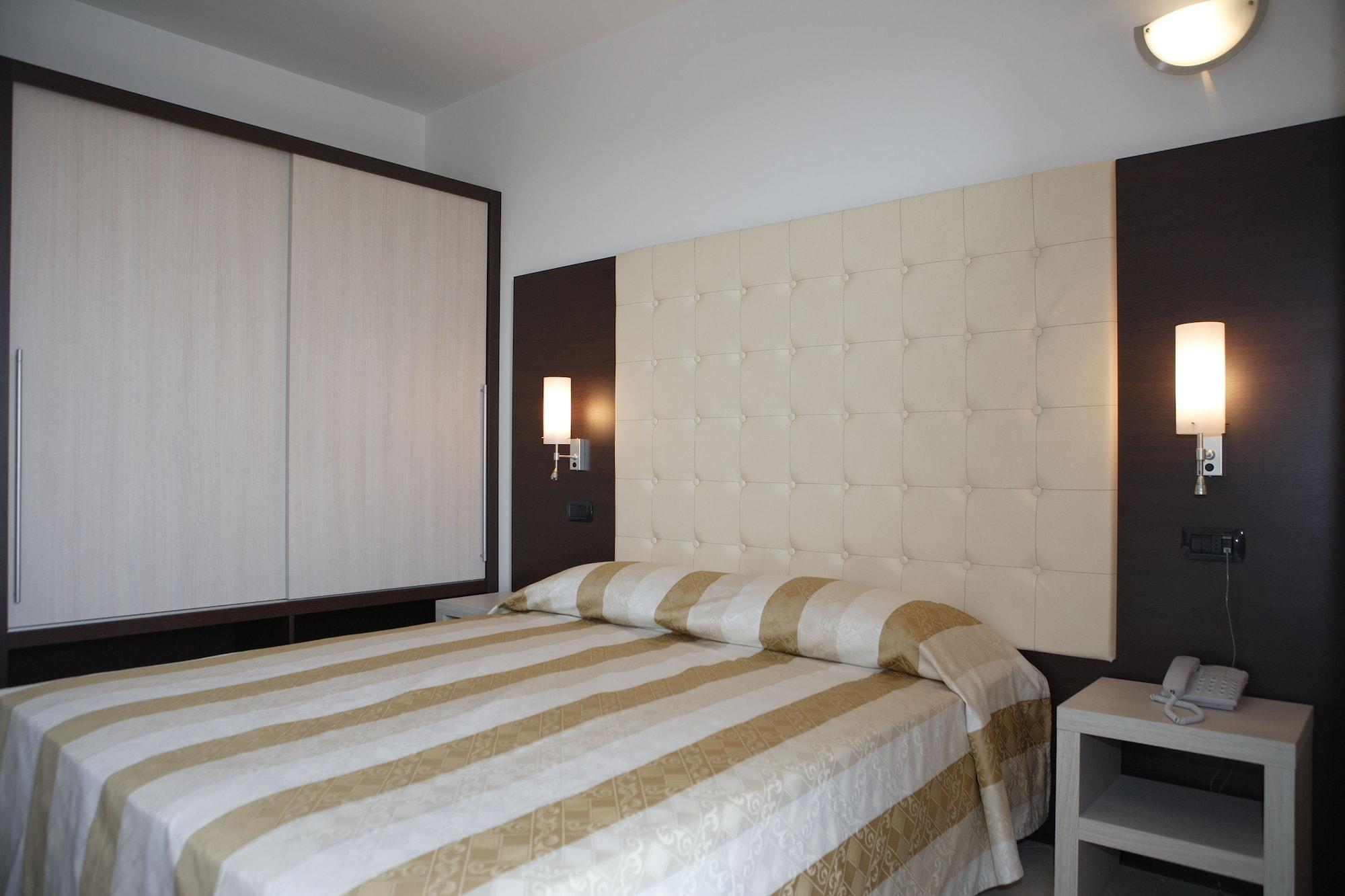 Eraclea Palace Hotel 4 Stelle S Эраклея-Маре Экстерьер фото