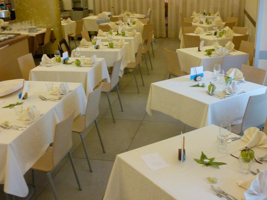 Eraclea Palace Hotel 4 Stelle S Эраклея-Маре Экстерьер фото